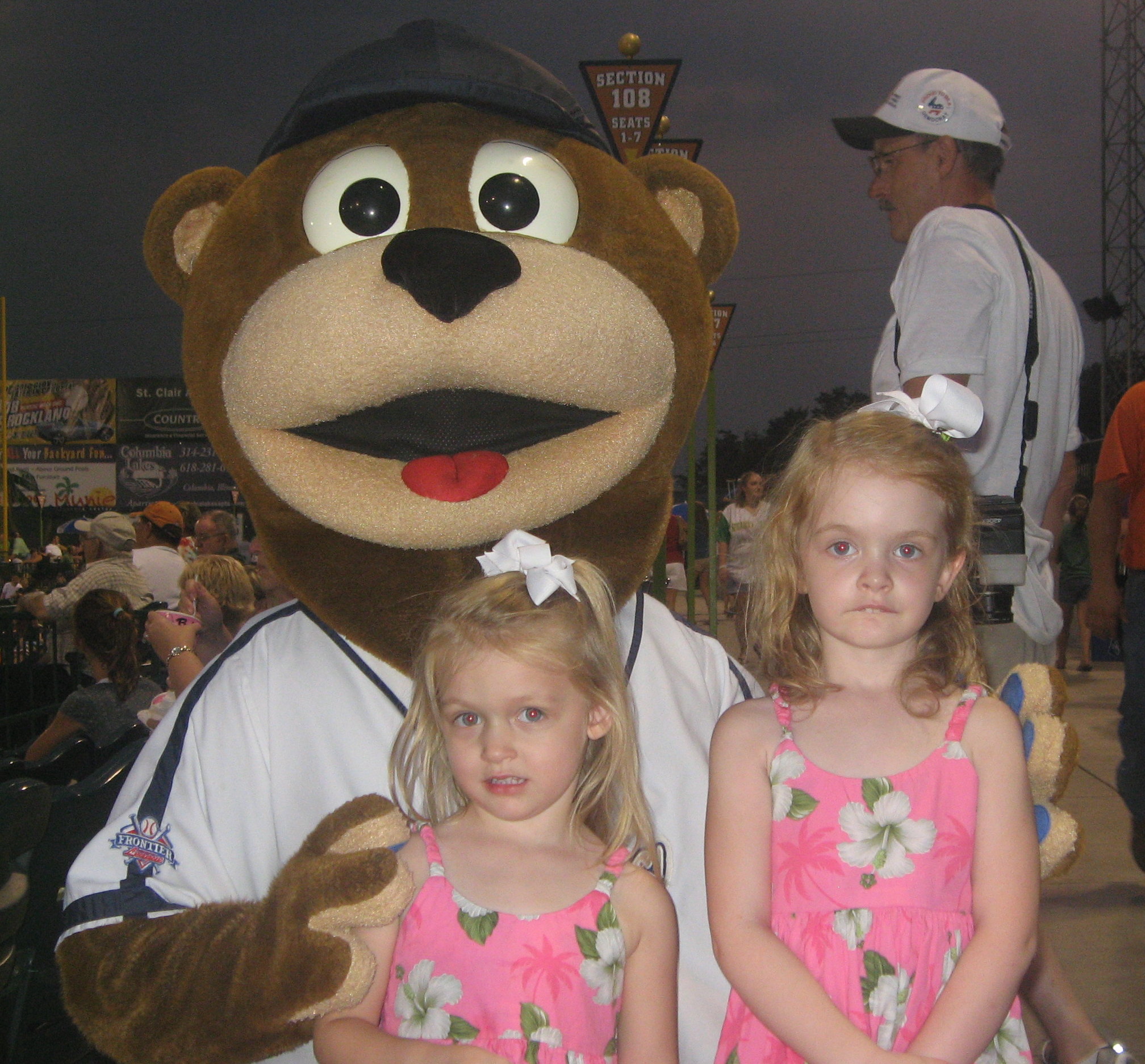 2007_08_16 Cate Jane and Grizzy.jpg